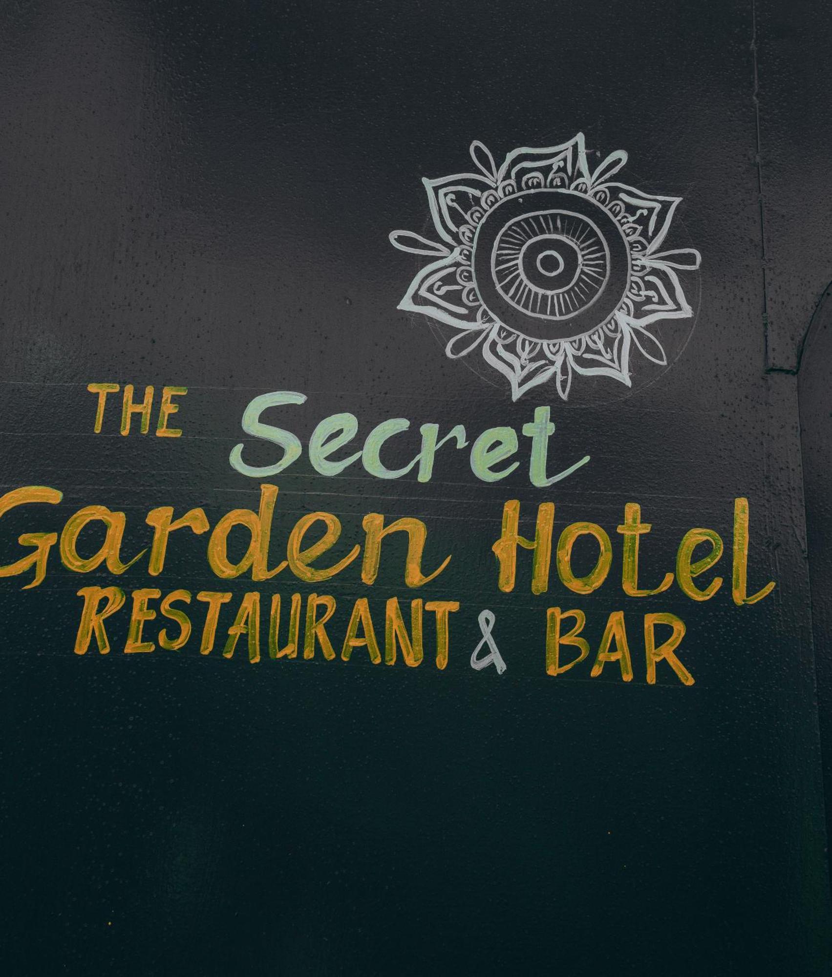 The Secret Garden Hotel Моші Екстер'єр фото